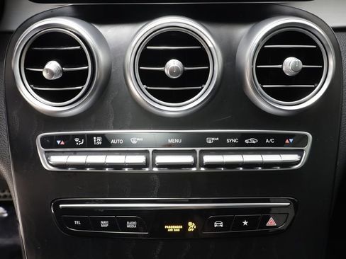 Used 2021 Mercedes-Benz GLC 300 w/ AMG Line image 11