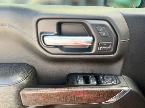 Used 2019 GMC Sierra 1500 Denali w/ Denali Ultimate Package AWD/4WD image 16