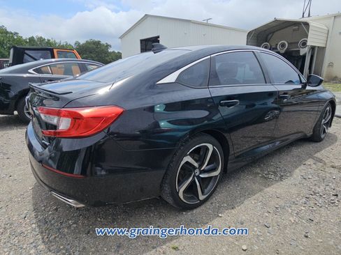 Used 2019 Honda Accord Sport image 6