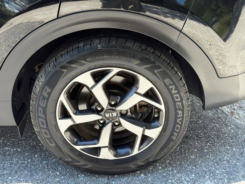 Used 2020 Kia Sportage LX image 7