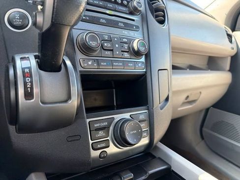 Used 2013 Honda Pilot Touring image 18