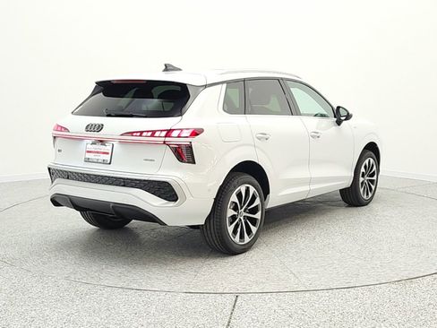 New 2026 Audi Q3 quattro 2.0T image 5