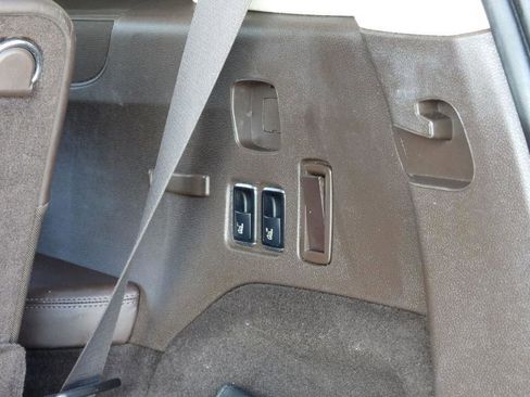 Used 2017 Mercedes-Benz GLS 550 4MATIC image 39