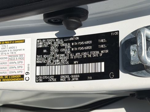 Used 2021 Toyota 4Runner Nightshade image 37