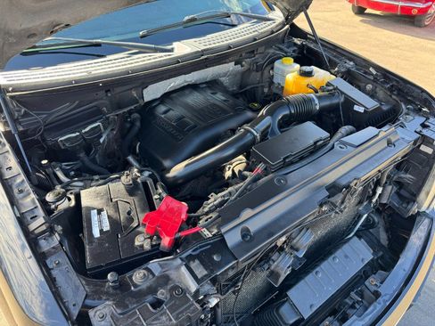 Used 2014 Ford F150 XLT image 23
