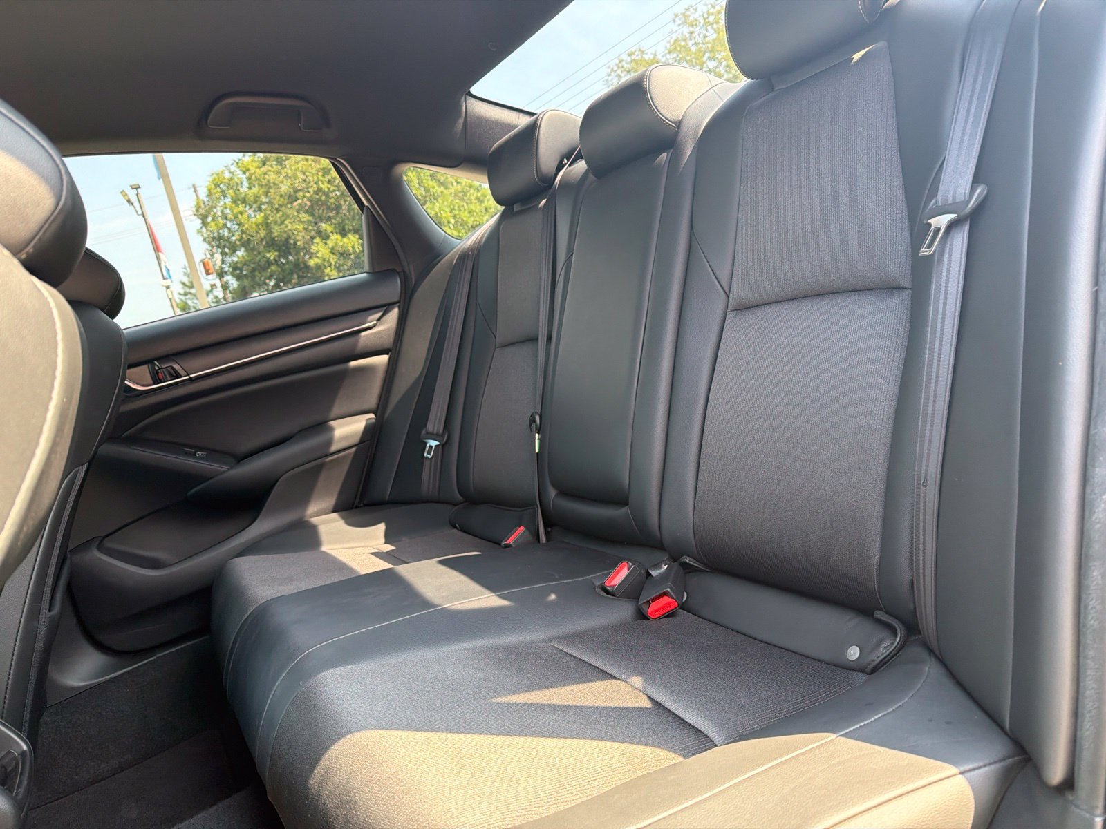 Used 2021 Honda Accord Sport image 12