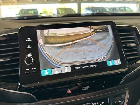 Certified 2025 Honda Ridgeline Sport image 12