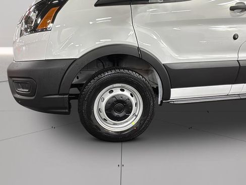 New 2026 Ford Transit 250 148 Medium Roof RWD image 15