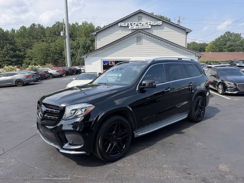 Used 2017 Mercedes-Benz GLS 550 4MATIC image 1