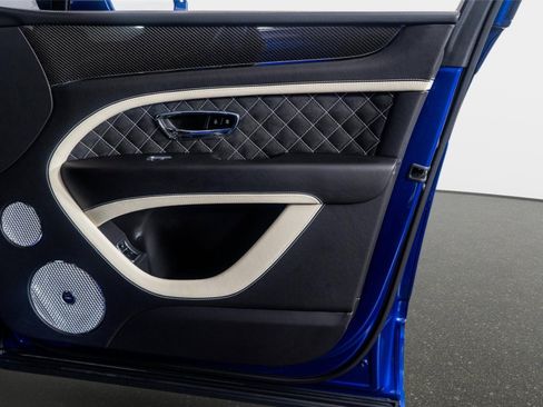 Used 2022 Bentley Bentayga Speed image 57