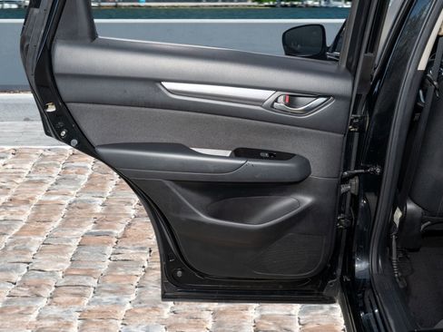 Used 2018 MAZDA CX-5 Sport image 11