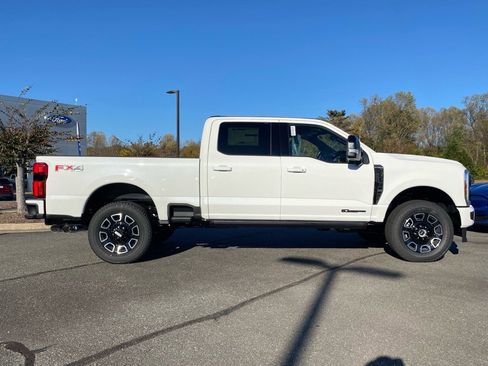 New 2026 Ford F250 Platinum image 3