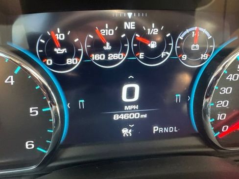 Used 2020 GMC Yukon Denali w/ Denali Ultimate Package AWD/4WD image 2