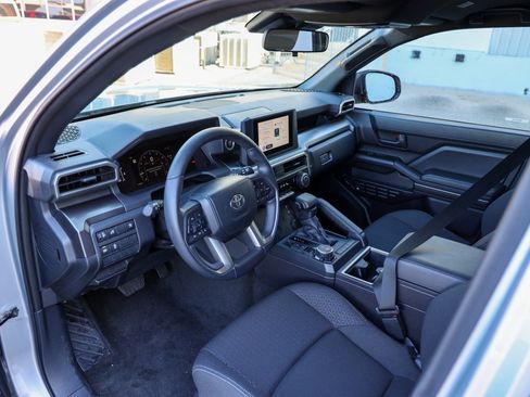 Used 2025 Toyota 4Runner Limited image 13