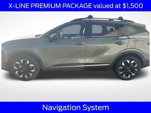 Used 2023 Kia Sportage X-Line w/ X-Line Premium Package image 3