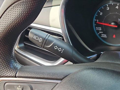Certified 2019 Chevrolet Equinox LS FWD image 16
