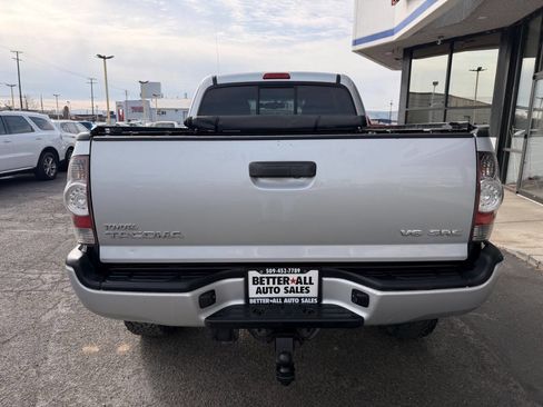 Used 2013 Toyota Tacoma 4x4 Access Cab V6 w/ SR5 Pkg image 4