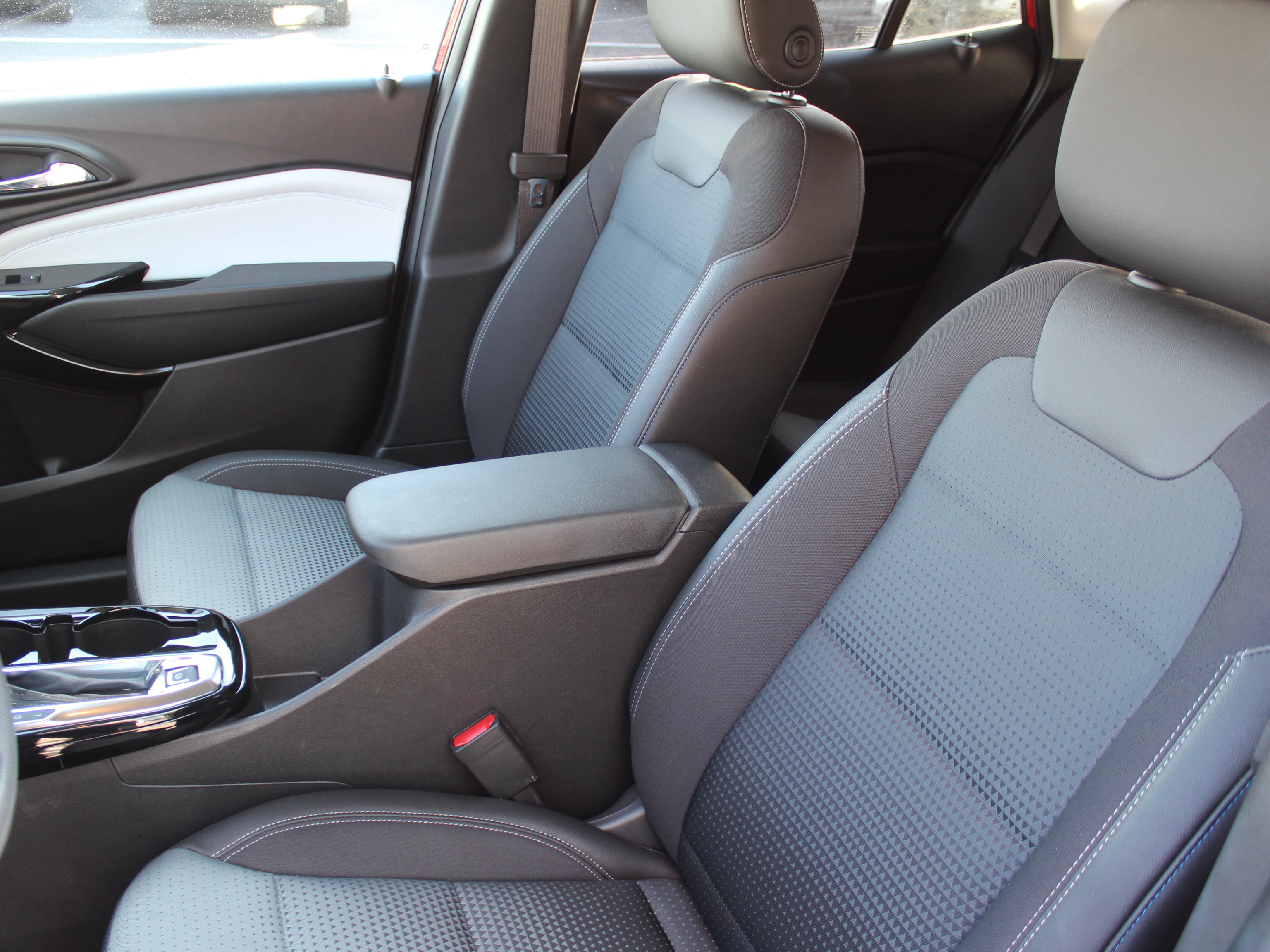 New 2026 Chevrolet Trax LT FWD image 11