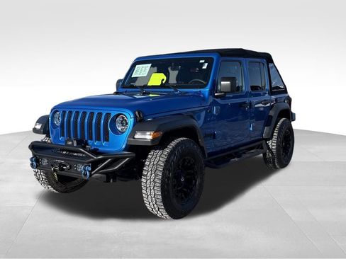 Used 2023 Jeep Wrangler Sport S image 2