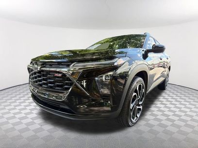 Used 2025 Chevrolet Trax RS w/ Sunroof Package