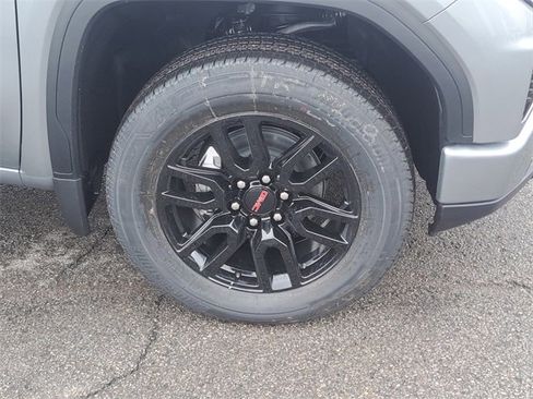 New 2026 GMC Sierra 1500 Elevation image 4