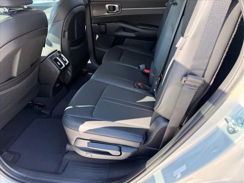 New 2026 Kia Sorento EX AWD/4WD image 8