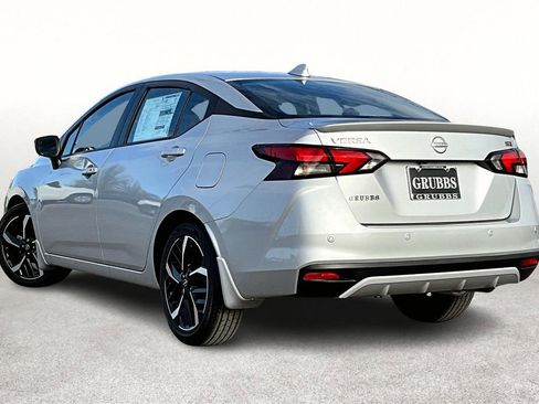 New 2025 Nissan Versa SR w/ Trunk Package image 6