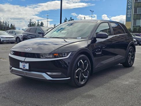 Used 2023 Hyundai Ioniq 5 SEL AWD/4WD image 3