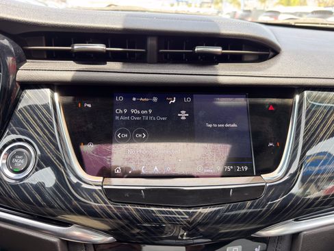 Used 2024 Cadillac XT6 Premium Luxury AWD/4WD image 31