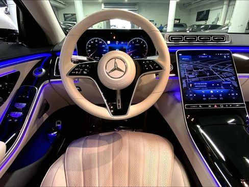 Certified 2022 Mercedes-Benz S 580 4MATIC Sedan image 5