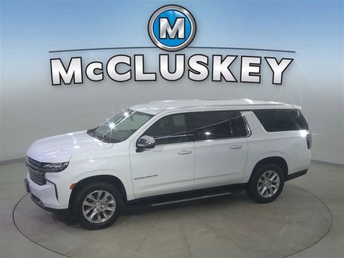 Certified 2023 Chevrolet Suburban Premier image 1