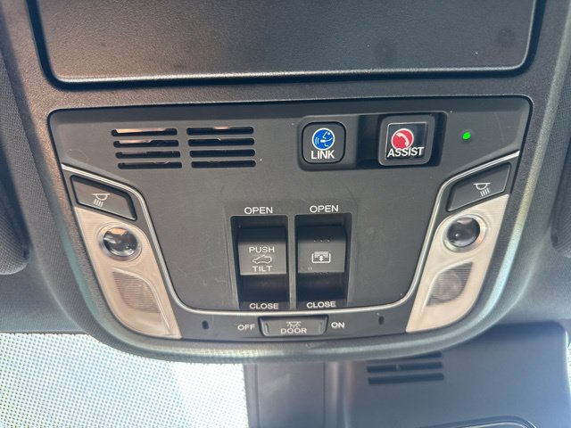 Used 2021 Honda Pilot Black Edition image 16
