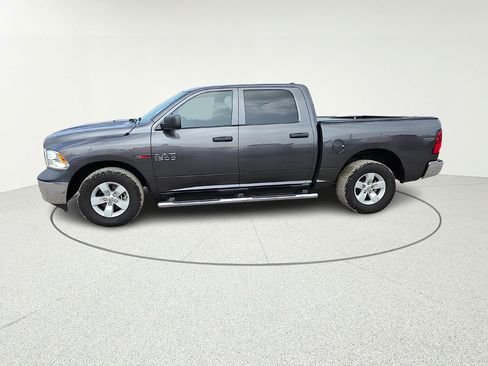 Used 2018 RAM 1500 Tradesman w/ Popular Equipment Group RWD image 3