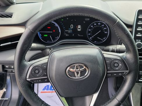 Used 2020 Toyota Avalon XLE w/ Moonroof Package FWD image 20