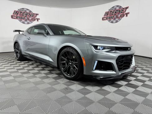 Used 2023 Chevrolet Camaro ZL1 RWD image 9