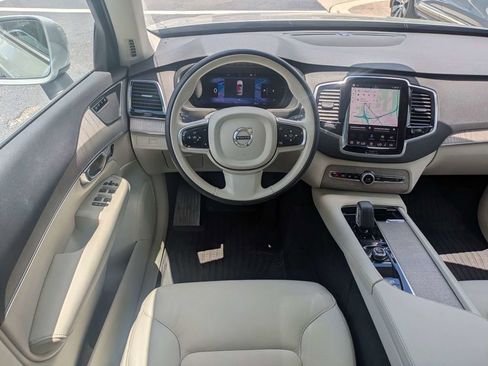 Certified 2024 Volvo XC90 B5 Plus w/ Protection Package Premier AWD/4WD image 22