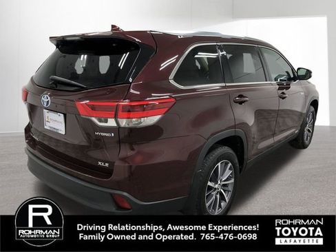 Used 2019 Toyota Highlander XLE image 6