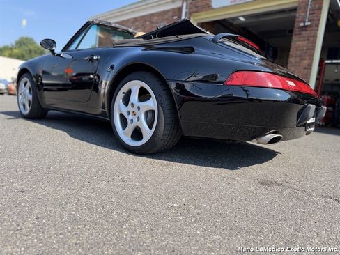 Used 1998 Porsche 911 Carrera RWD image 10