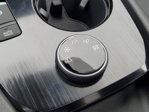 Certified 2023 Nissan Rogue SV w/ SV Premium B Package image 19