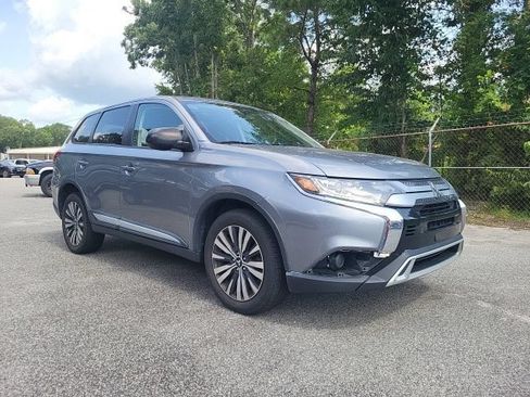 Used 2020 Mitsubishi Outlander ES AWD/4WD image 1