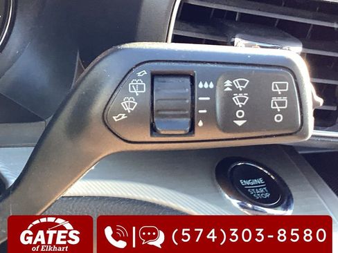 Used 2022 Ford Explorer XLT w/ Equipment Group 202A image 32