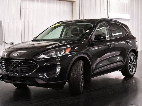 Used 2022 Ford Escape SEL w/ SEL Stealth AWD Package image 3