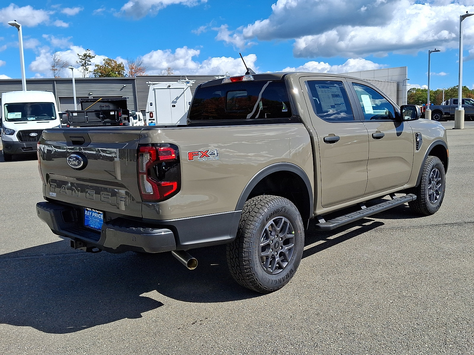 New 2026 Ford Ranger XLT w/ FX4 Off-Road Package AWD/4WD image 4