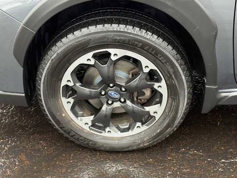 Certified 2021 Subaru Crosstrek 2.0i Premium w/ Moonroof Package image 10