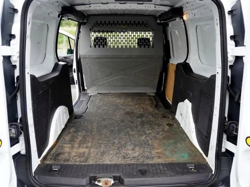 Used 2017 Ford Transit Connect XL image 13