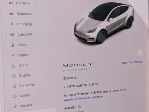 Used 2021 Tesla Model Y 2WD image 11