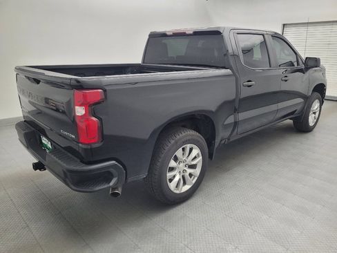 Used 2019 Chevrolet Silverado 1500 Custom w/ Custom Value Package RWD image 9