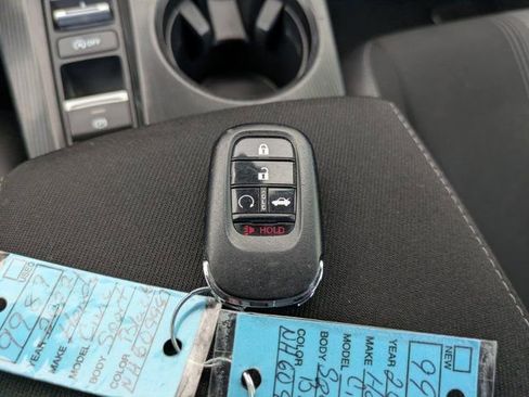 Used 2022 Honda Civic Sport image 27