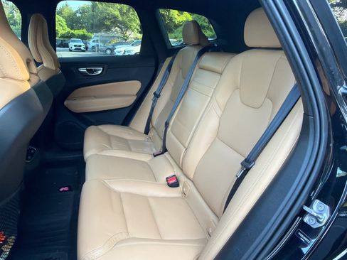 Used 2021 Volvo XC60 T5 Inscription w/ Advanced Package FWD image 26