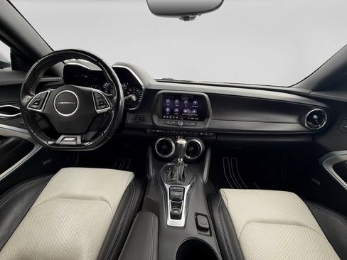 Used 2020 Chevrolet Camaro SS RWD image 15